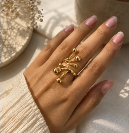 Sculptural Glow Anti‑Tarnish Gold Ring
