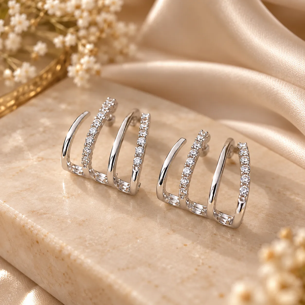 Éclat Double Curve Earrings