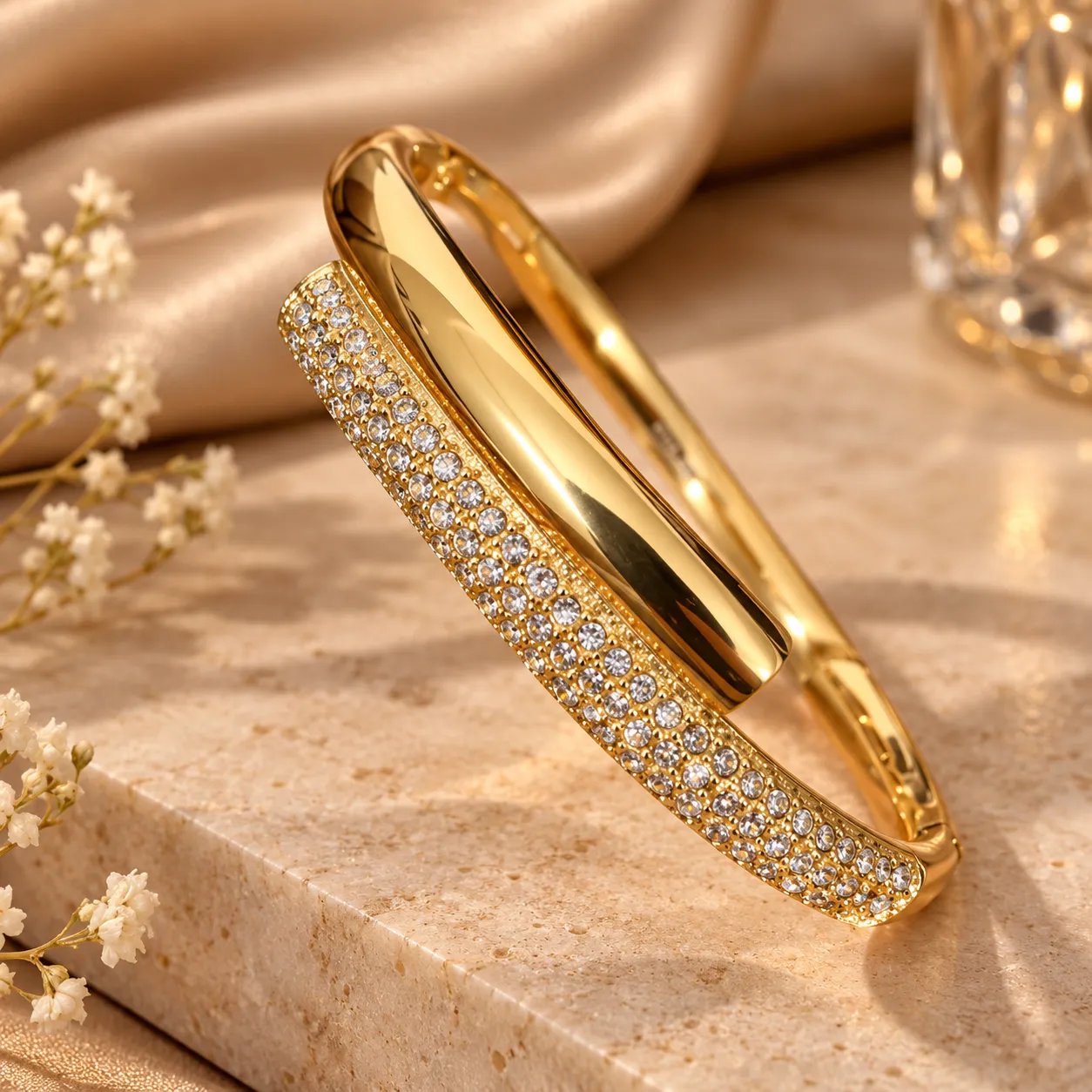 The Royal Glow Bracelet